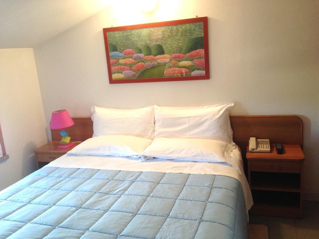 Albergo Romagna Fratta Terme Rum bild