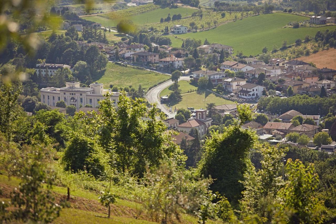 Albergo Romagna Fratta Terme Exteriör bild
