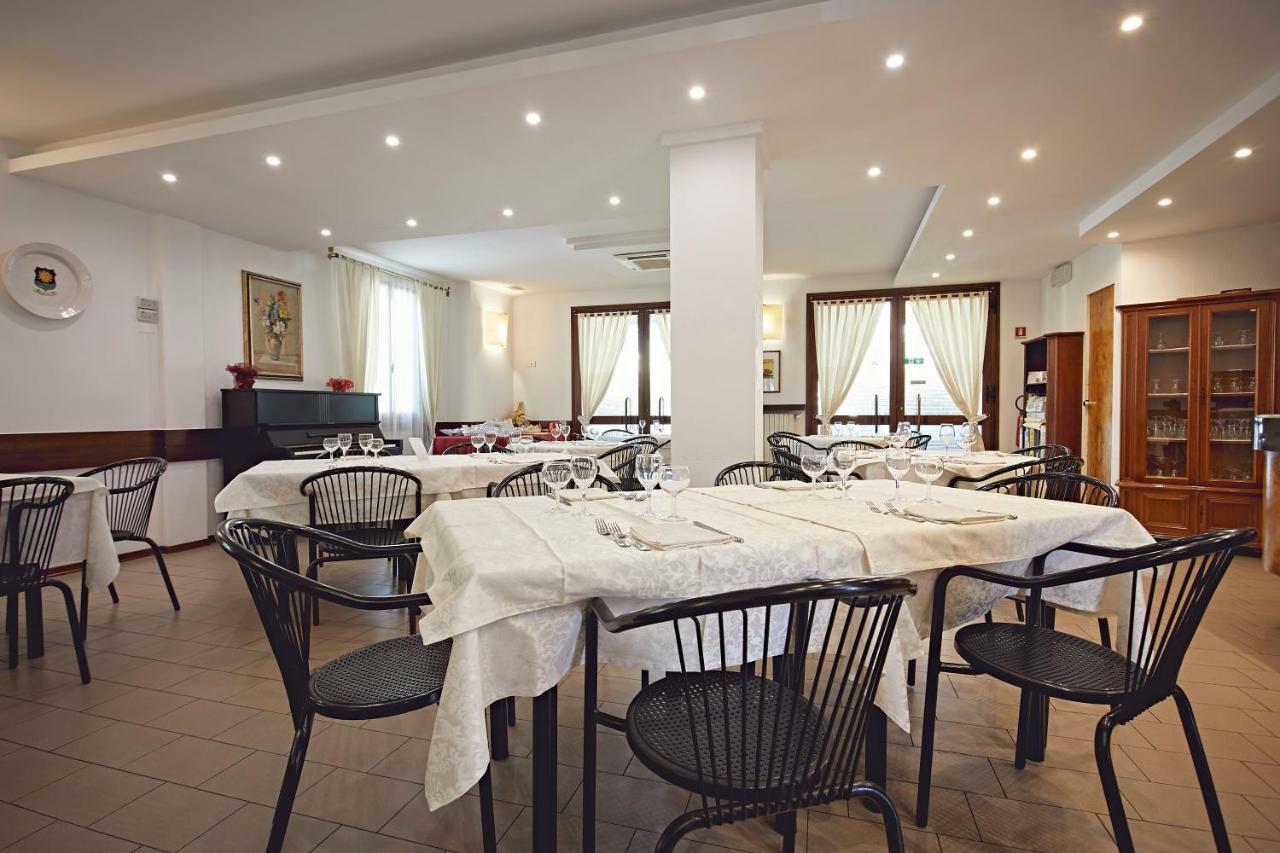 Albergo Romagna Fratta Terme Exteriör bild
